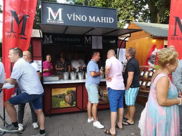 MAHID wine at Galant markets